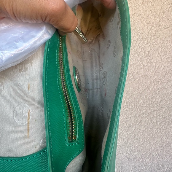 TORY BURCH leather crossbody bag - Picture 15 of 16